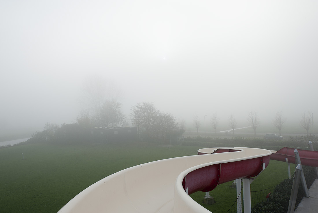 roebel Landschap – Zwembad bij Haastrecht, 2010 | © Hans van Asch Troebel Landschap - Zwembad bij Haastrecht, 2010 - Hans van Asch